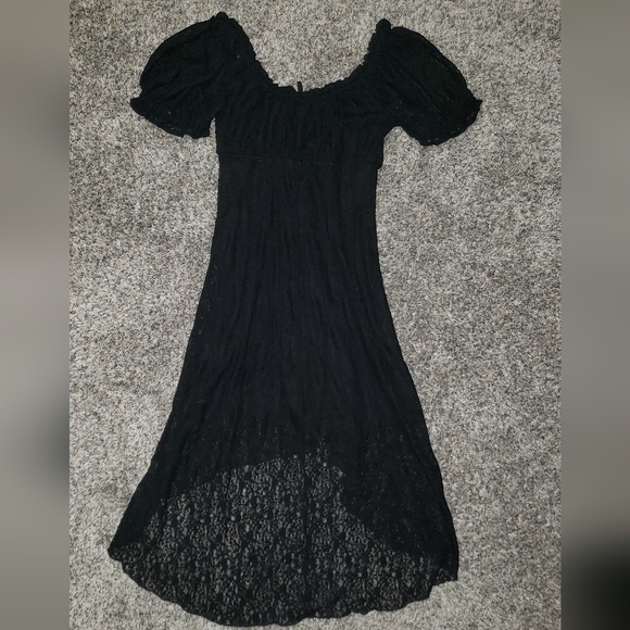 No Boundaries| Lace High-Low Off The Shoulder Peasant Summer Dress - Picture 6 of 6